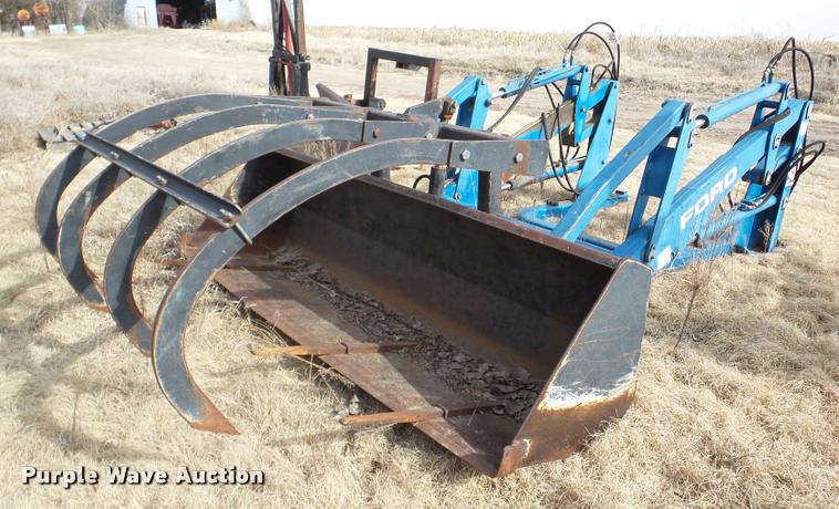 image for item DA7396 Ford loader