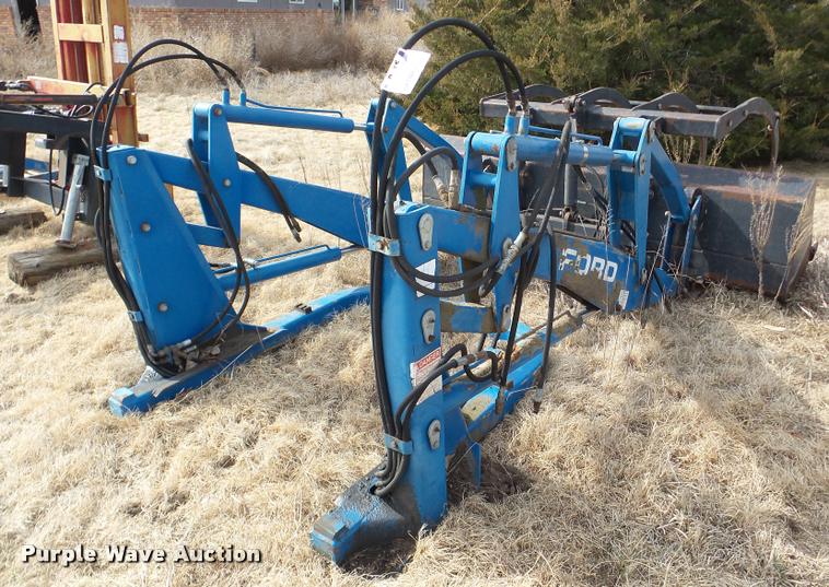 image for item DA7396 Ford loader