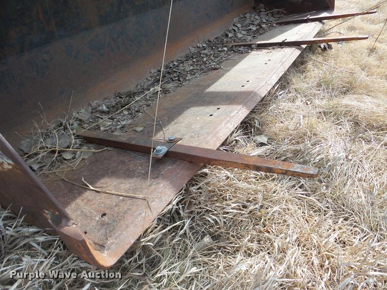 image for item DA7396 Ford loader