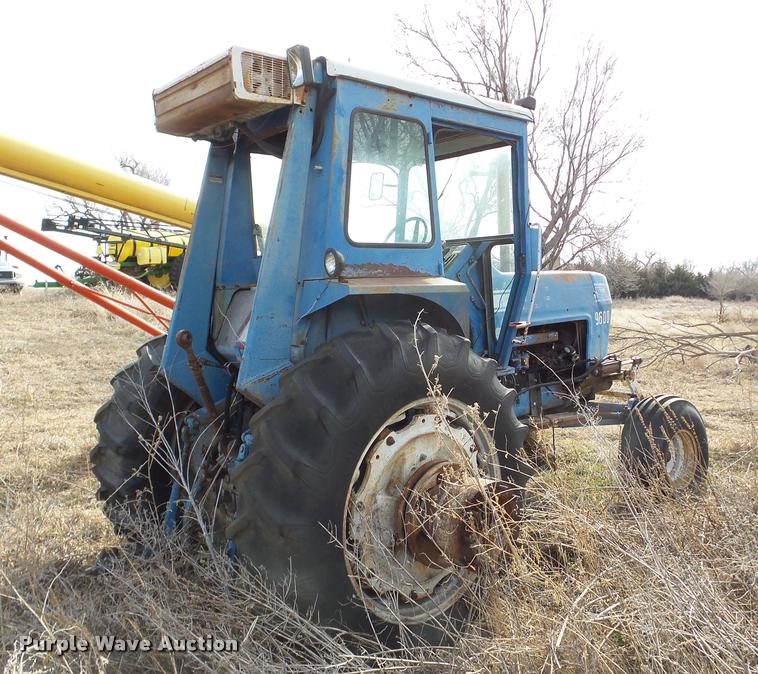 image for item DA7402 Ford 9600 tractor