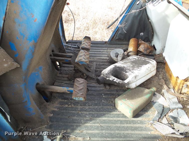 image for item DA7402 Ford 9600 tractor