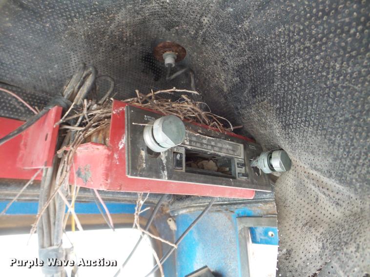 image for item DA7402 Ford 9600 tractor