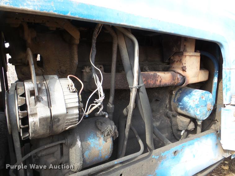 image for item DA7402 Ford 9600 tractor