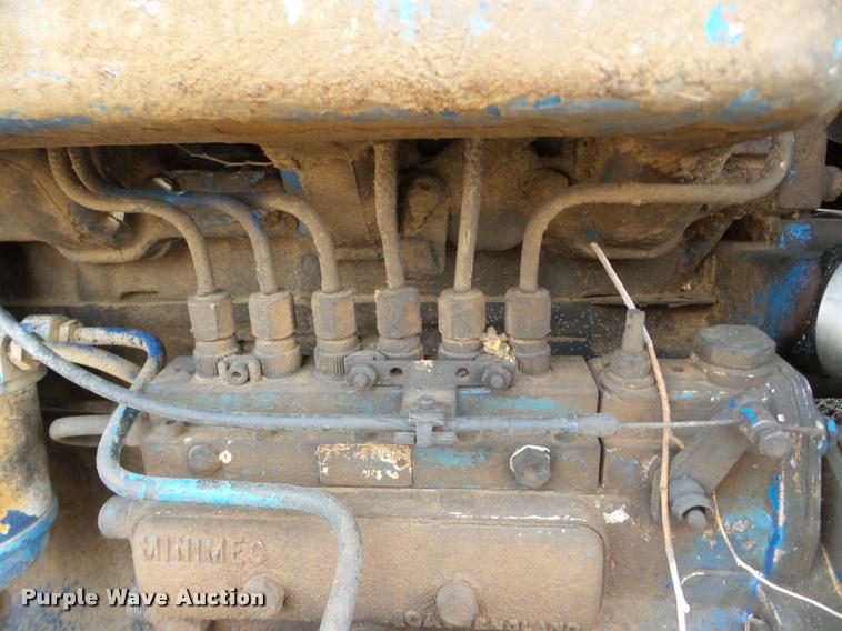 image for item DA7402 Ford 9600 tractor