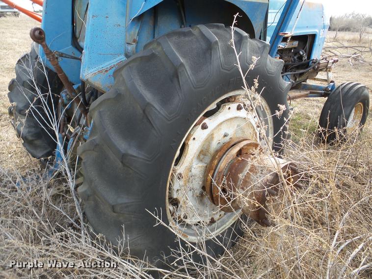 image for item DA7402 Ford 9600 tractor