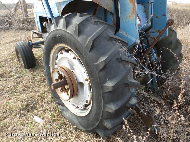 image for item DA7402 Ford 9600 tractor