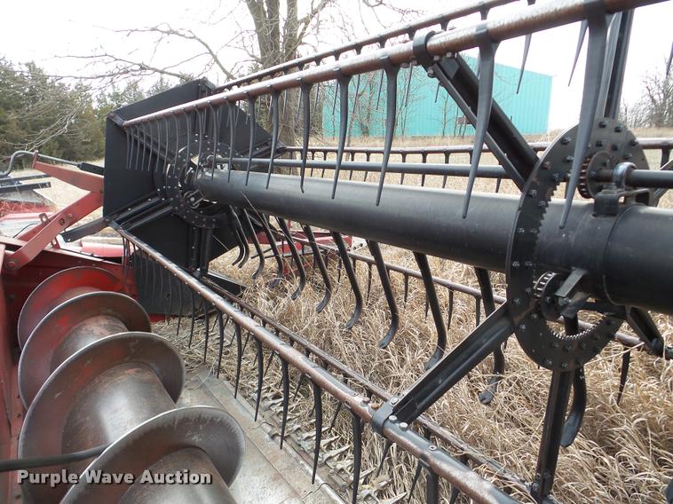 image for item DA7403 1990 Case IH 1020 platform head