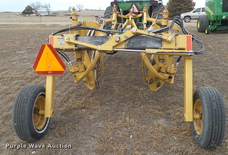 image for item DA7726 2007 Vermeer R2300 twin hay rake
