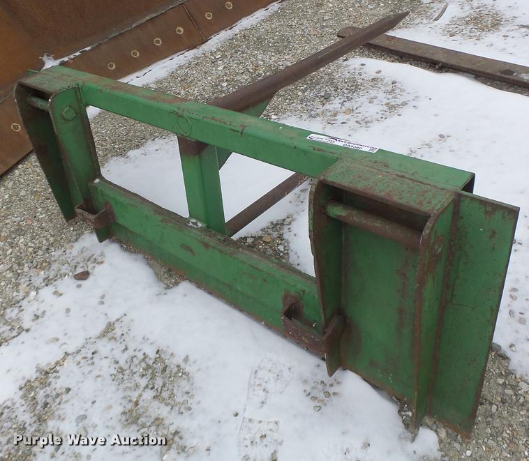 image for item DA9380 Bale spear