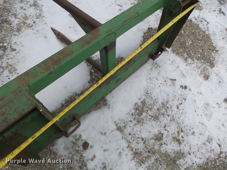 image for item DA9380 Bale spear