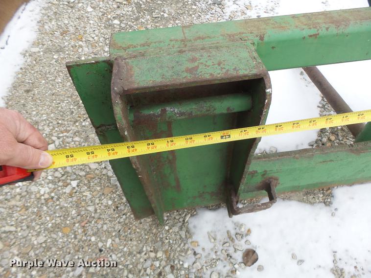 image for item DA9380 Bale spear