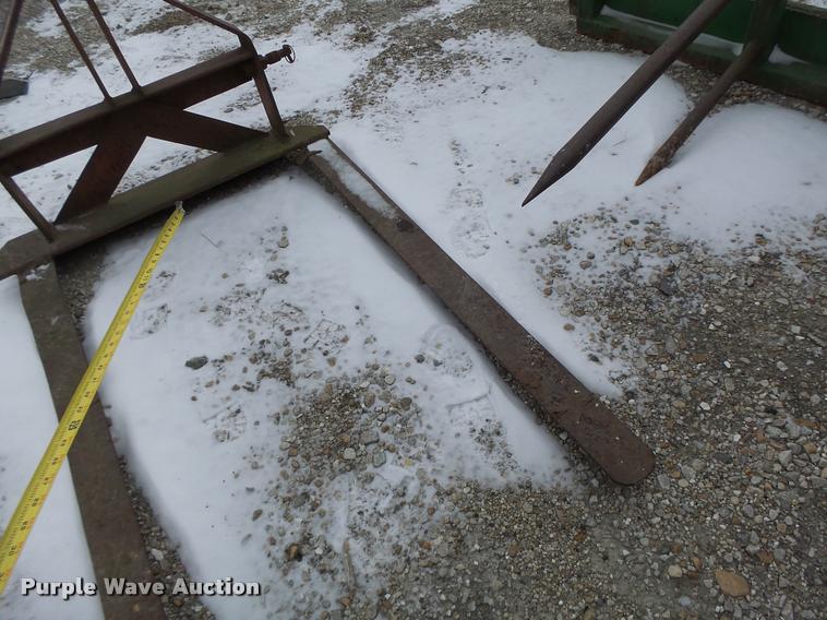 image for item DA9381 Bale forks