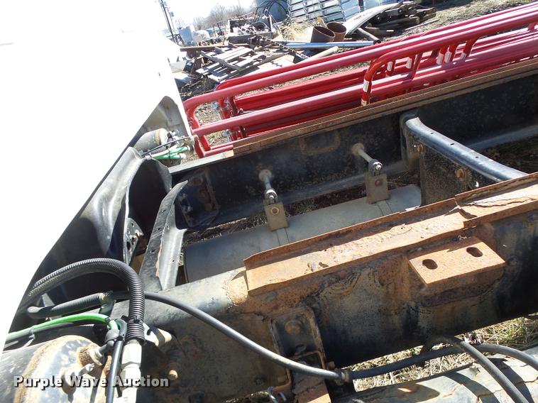 image for item DA9410 2004 Ford F750 Super Duty truck cab and chassis