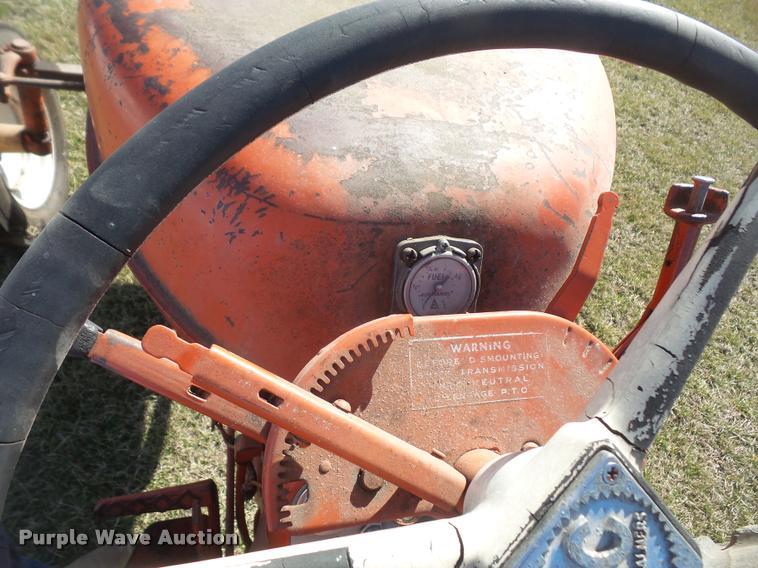 image for item DB0500 1961 Allis Chalmers D15 Series 2 tractor