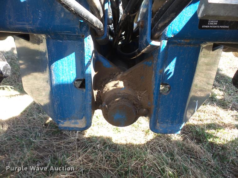 image for item DB0506 Kinze 2210 no-till planter