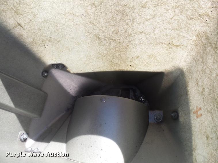 image for item DB0506 Kinze 2210 no-till planter