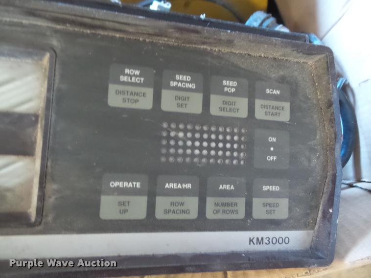 image for item DB0506 Kinze 2210 no-till planter