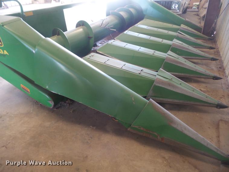 image for item DB0509 1995 John Deere 653A row crop head