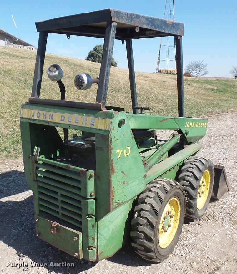 image for item DB0510 John Deere 70 skid steer