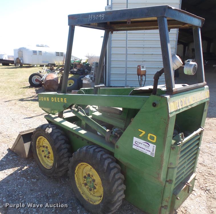 image for item DB0510 John Deere 70 skid steer