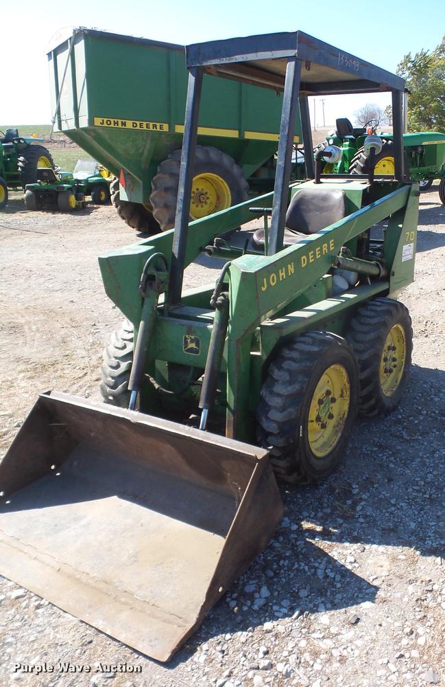 image for item DB0510 John Deere 70 skid steer
