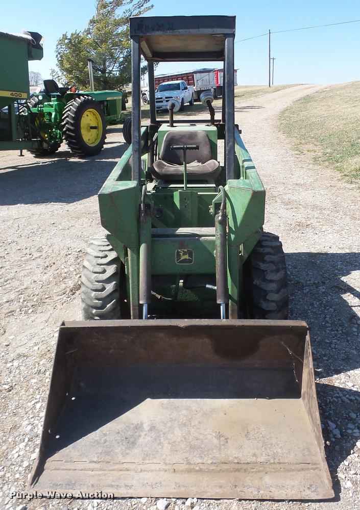 image for item DB0510 John Deere 70 skid steer