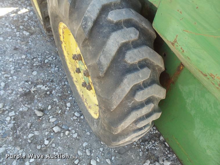 image for item DB0510 John Deere 70 skid steer