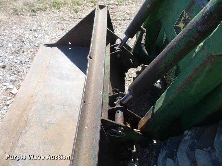 image for item DB0510 John Deere 70 skid steer