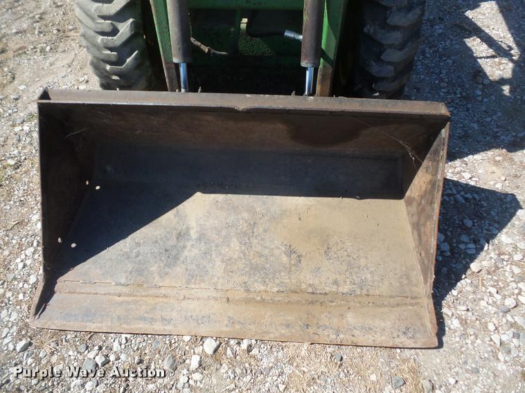 image for item DB0510 John Deere 70 skid steer