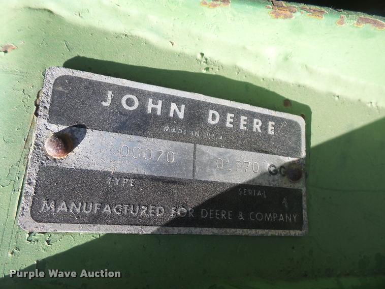 image for item DB0510 John Deere 70 skid steer
