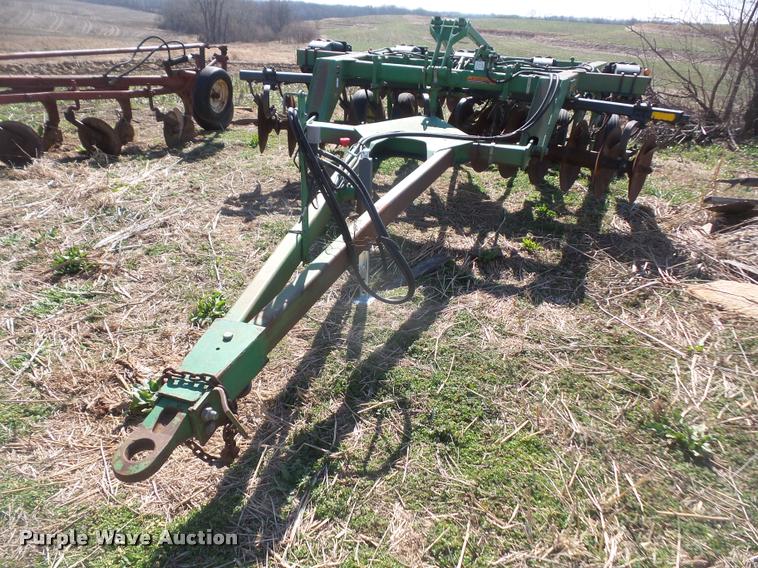 image for item DB0512 John Deere 510 disk chisel