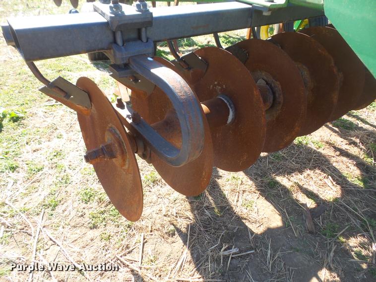 image for item DB0512 John Deere 510 disk chisel