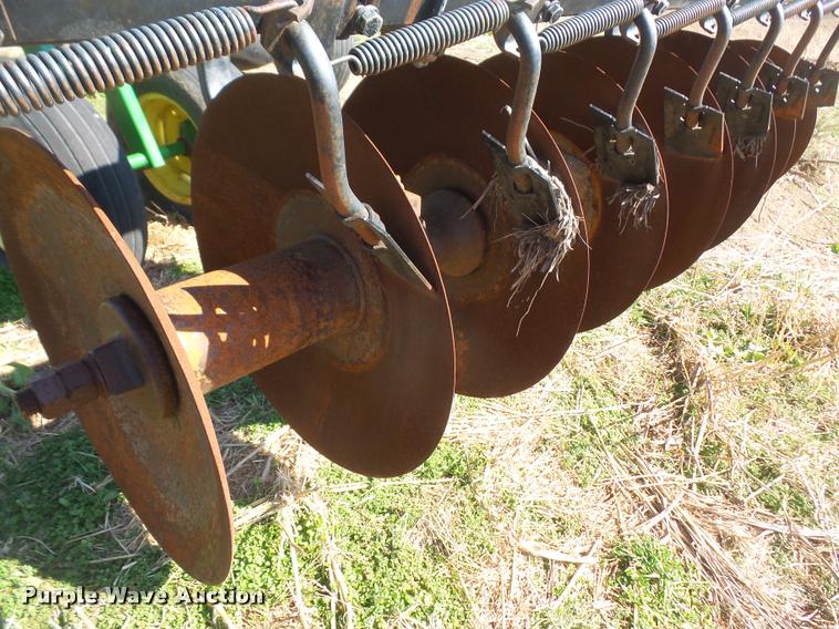 image for item DB0512 John Deere 510 disk chisel