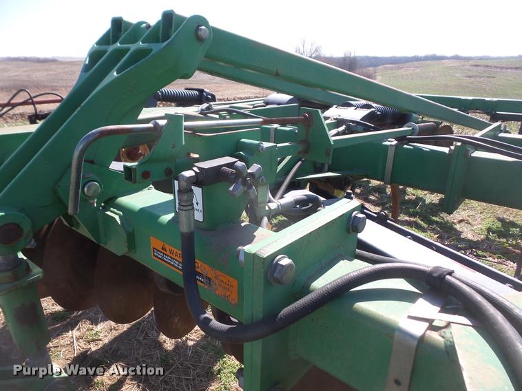 image for item DB0512 John Deere 510 disk chisel