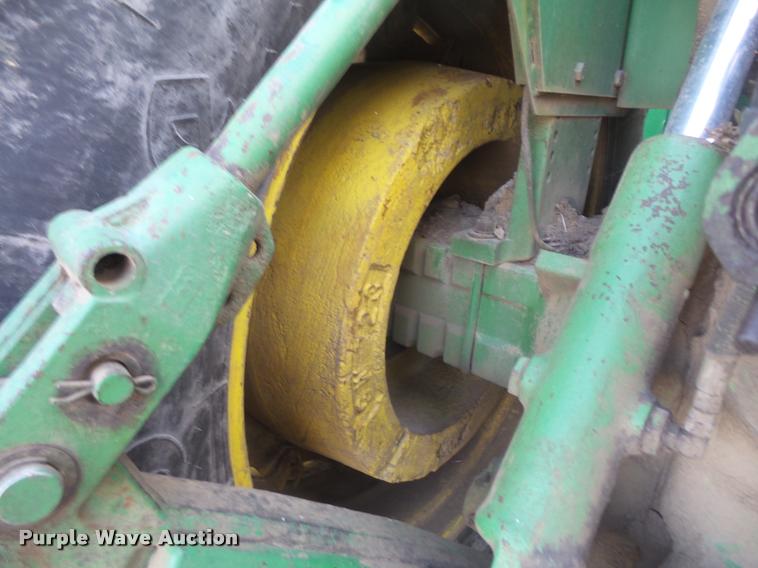 image for item DB0519 1981 John Deere 8640 4WD tractor