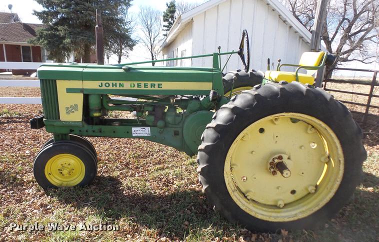 image for item DB0537 1957 John Deere 520 tractor