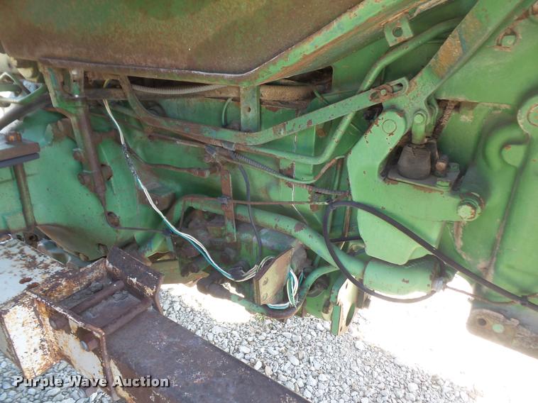 image for item DB0607 1968 John Deere 4020 tractor