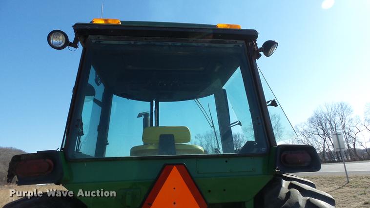 image for item DB0642 1975 John Deere 4430 tractor