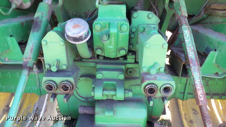 image for item DB0642 1975 John Deere 4430 tractor
