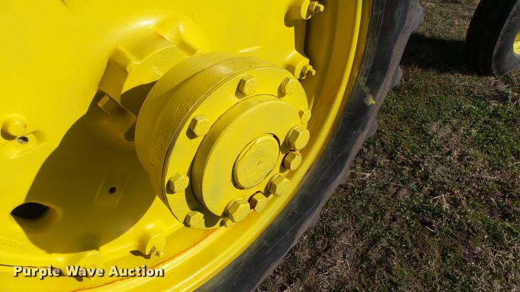 image for item DB0642 1975 John Deere 4430 tractor