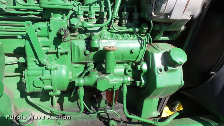 image for item DB0642 1975 John Deere 4430 tractor