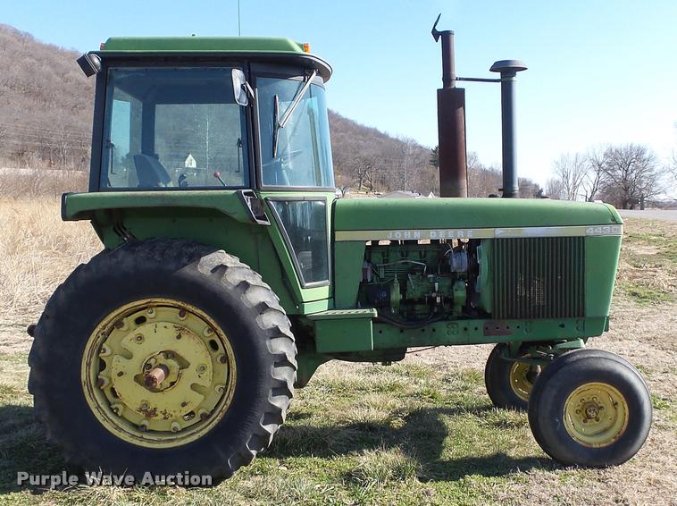 image for item DB0644 1973 John Deere 4430 tractor