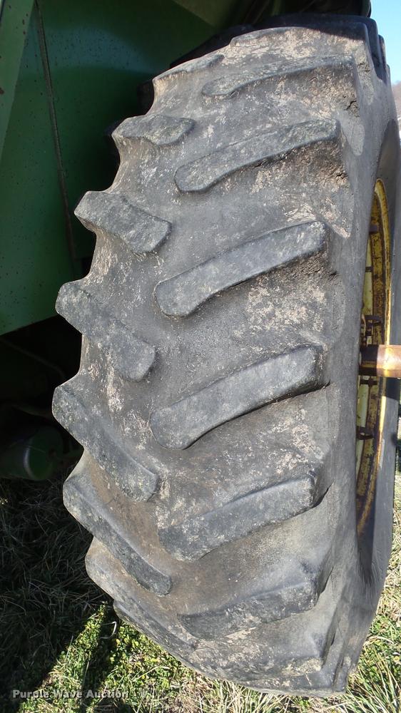 image for item DB0644 1973 John Deere 4430 tractor