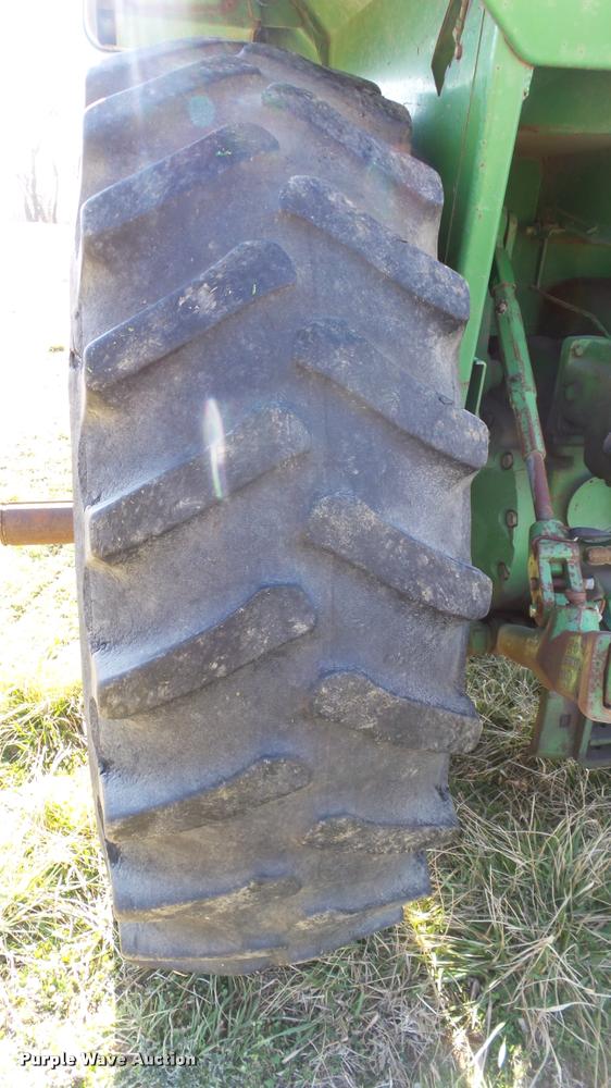 image for item DB0644 1973 John Deere 4430 tractor