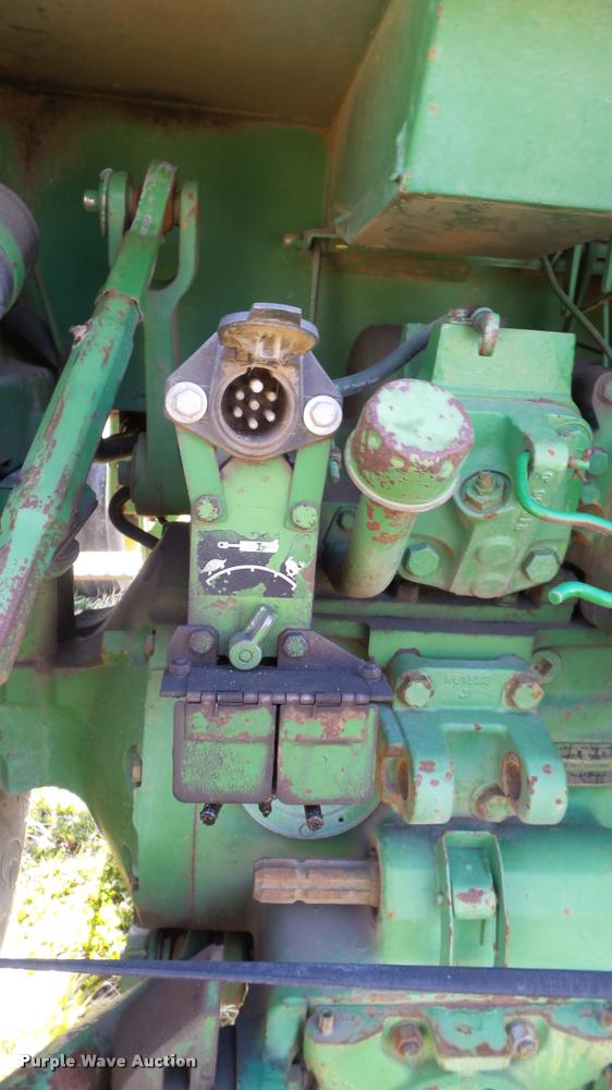 image for item DB0644 1973 John Deere 4430 tractor