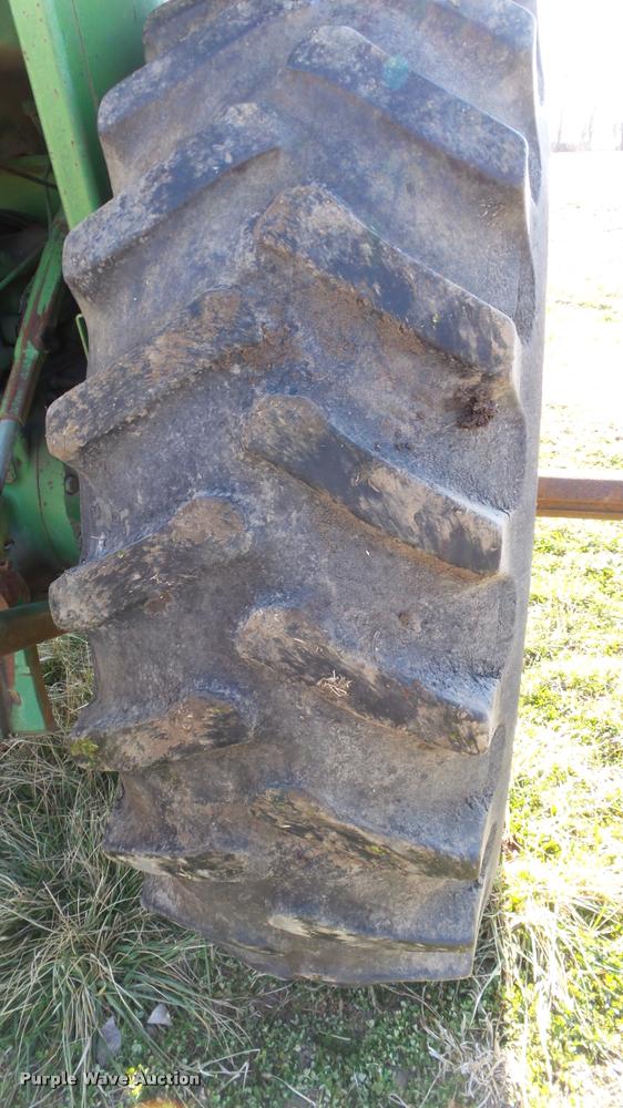 image for item DB0644 1973 John Deere 4430 tractor