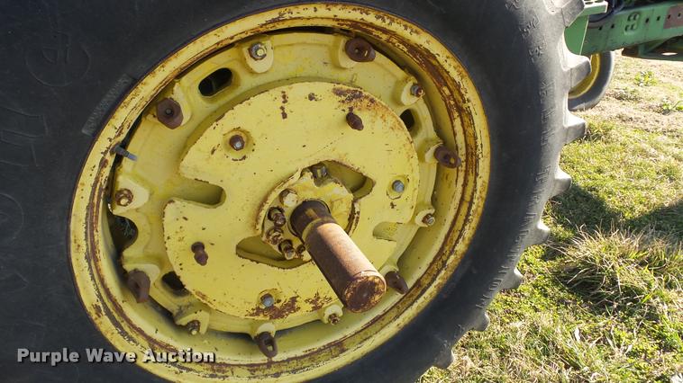 image for item DB0644 1973 John Deere 4430 tractor
