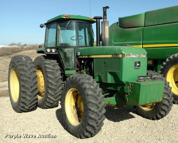 image for item DB0858 1989 John Deere 4955 MFWD tractor