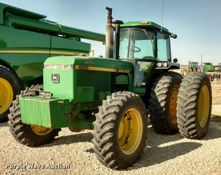 image for item DB0858 1989 John Deere 4955 MFWD tractor