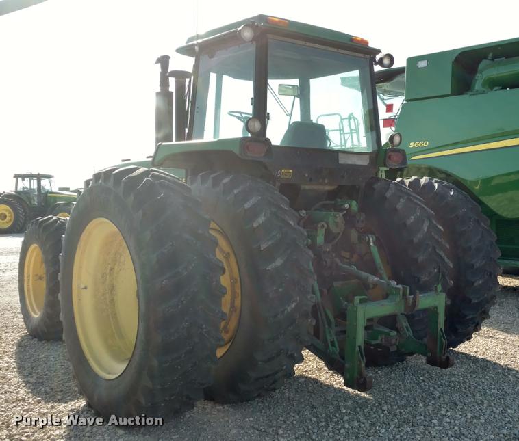 image for item DB0858 1989 John Deere 4955 MFWD tractor